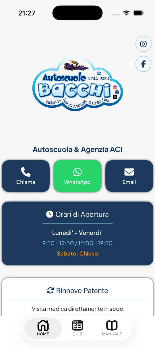App Autoscuola Bacchi su iPhone: home con chiamata, WhatsApp, email, orari di apertura e rinnovo patente